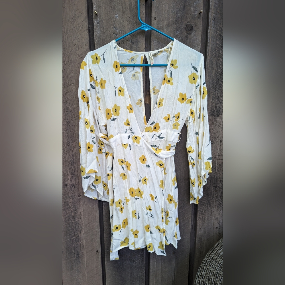 Billabong Flower Beach Cover-up